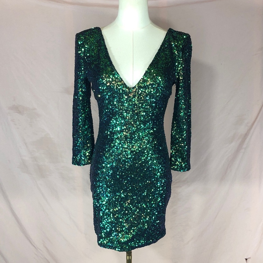 NWT Green Sequin V-Neck Party Dress Size Small Medium Windsor